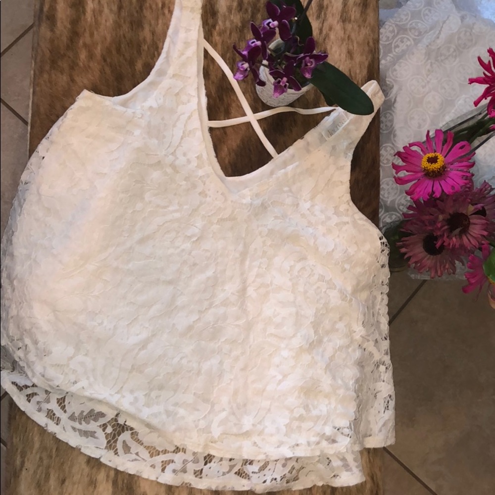 Cream lace top XS